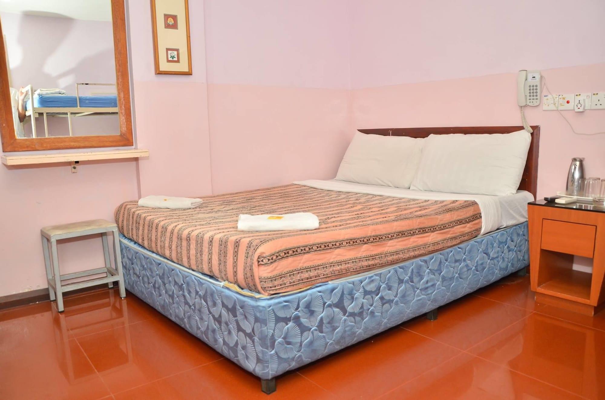J &J Hotel Kota Kinabalu Dış mekan fotoğraf