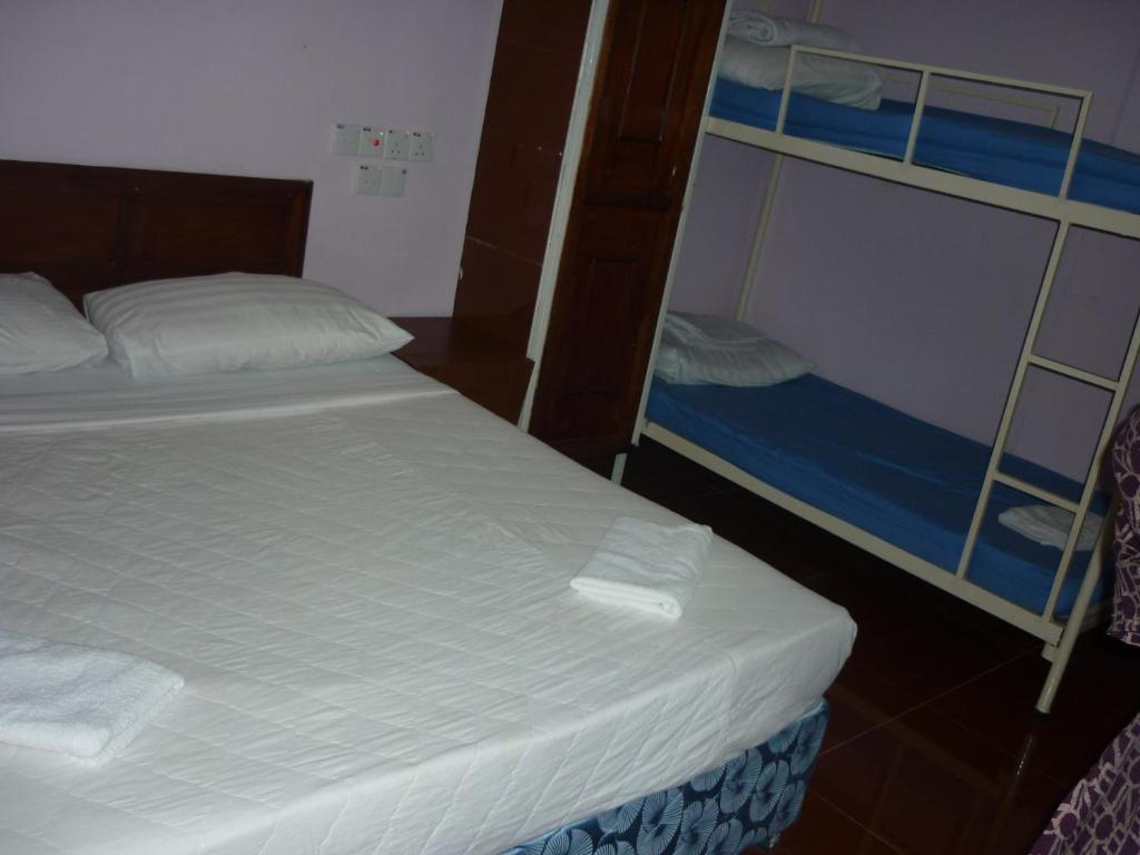 J &J Hotel Kota Kinabalu Dış mekan fotoğraf