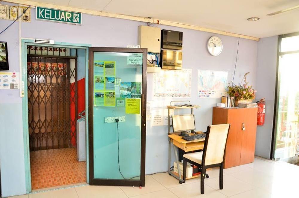 J &J Hotel Kota Kinabalu Dış mekan fotoğraf