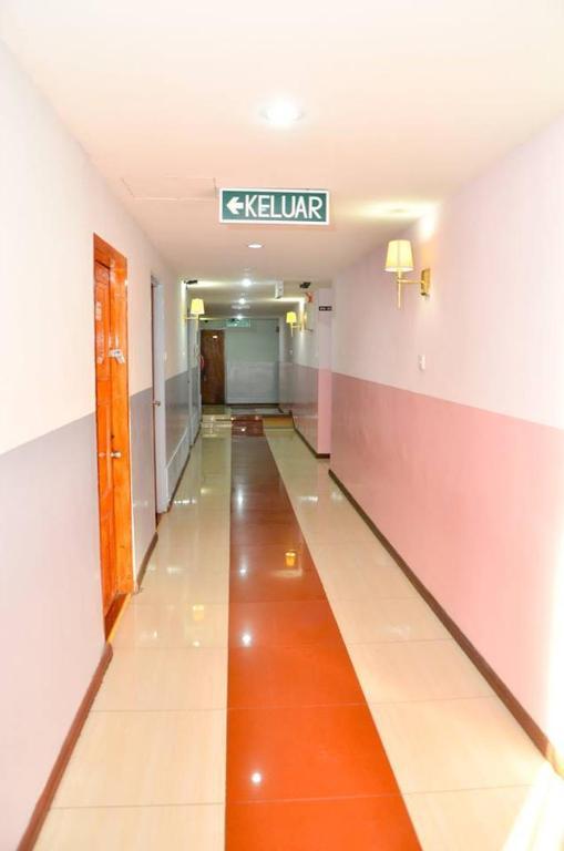 J &J Hotel Kota Kinabalu Dış mekan fotoğraf